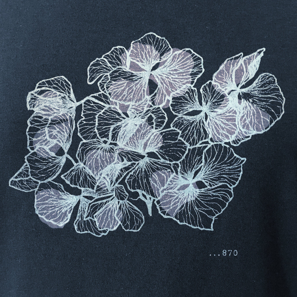 Womens Cut off - Hydrangea